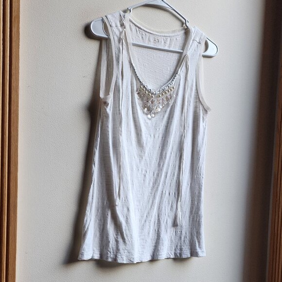 LOFT Ivory Beaded V-Neck Tank Top Size Small - Picture 2 of 15